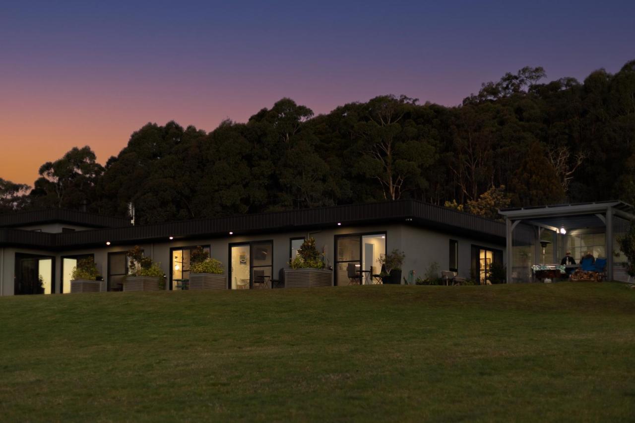 Hanging Rock Views Woodend Luaran gambar